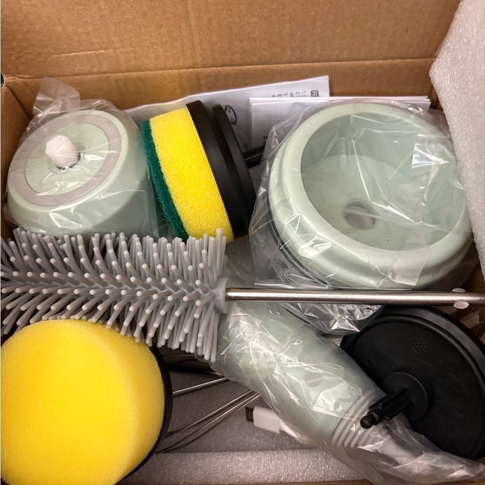 USB Rechargeable Hand Mixer - Mint, White, Pink - Picture 3 of 4